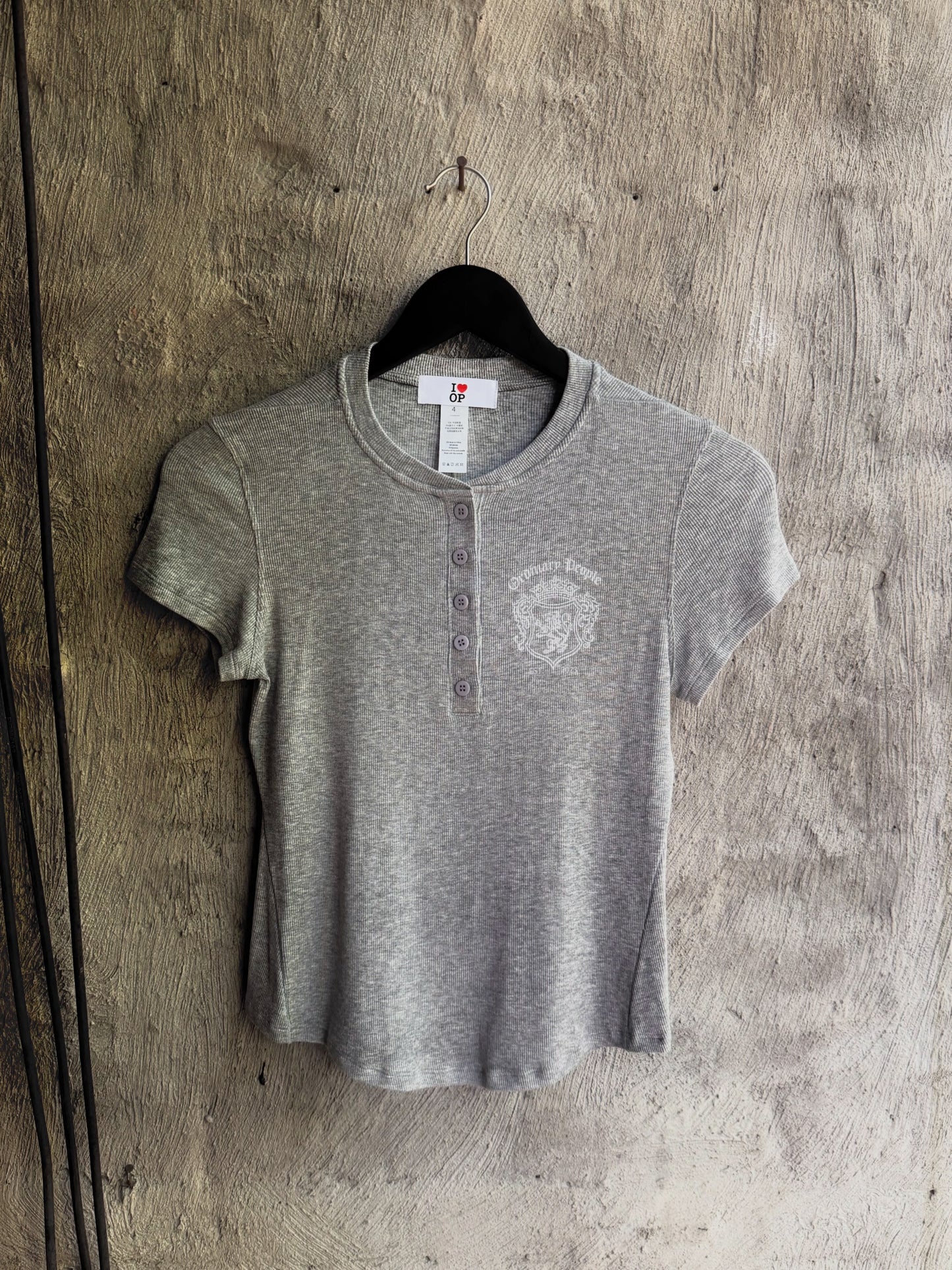 Crest, women's tee