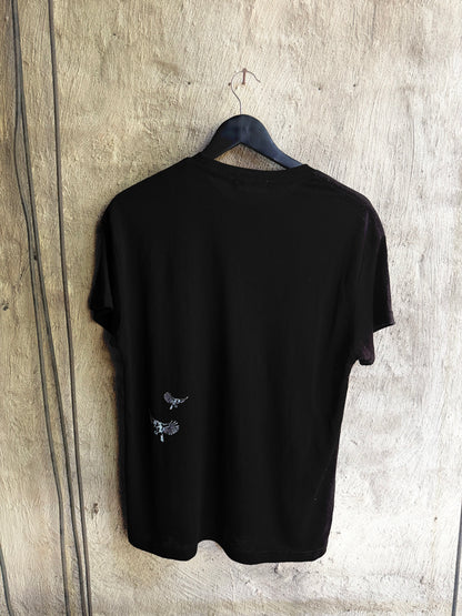 Wings, tee