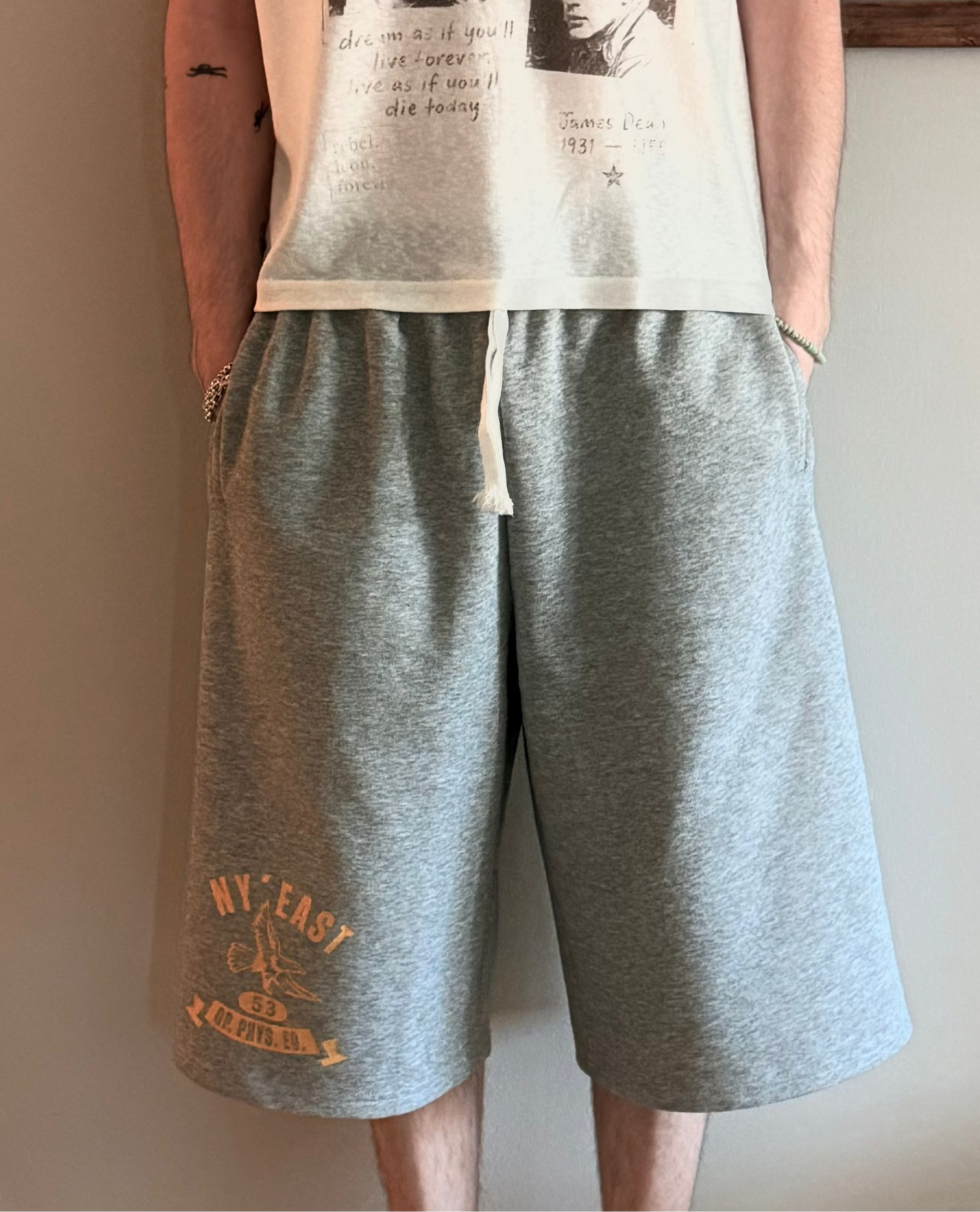 NY' East, short (grey)