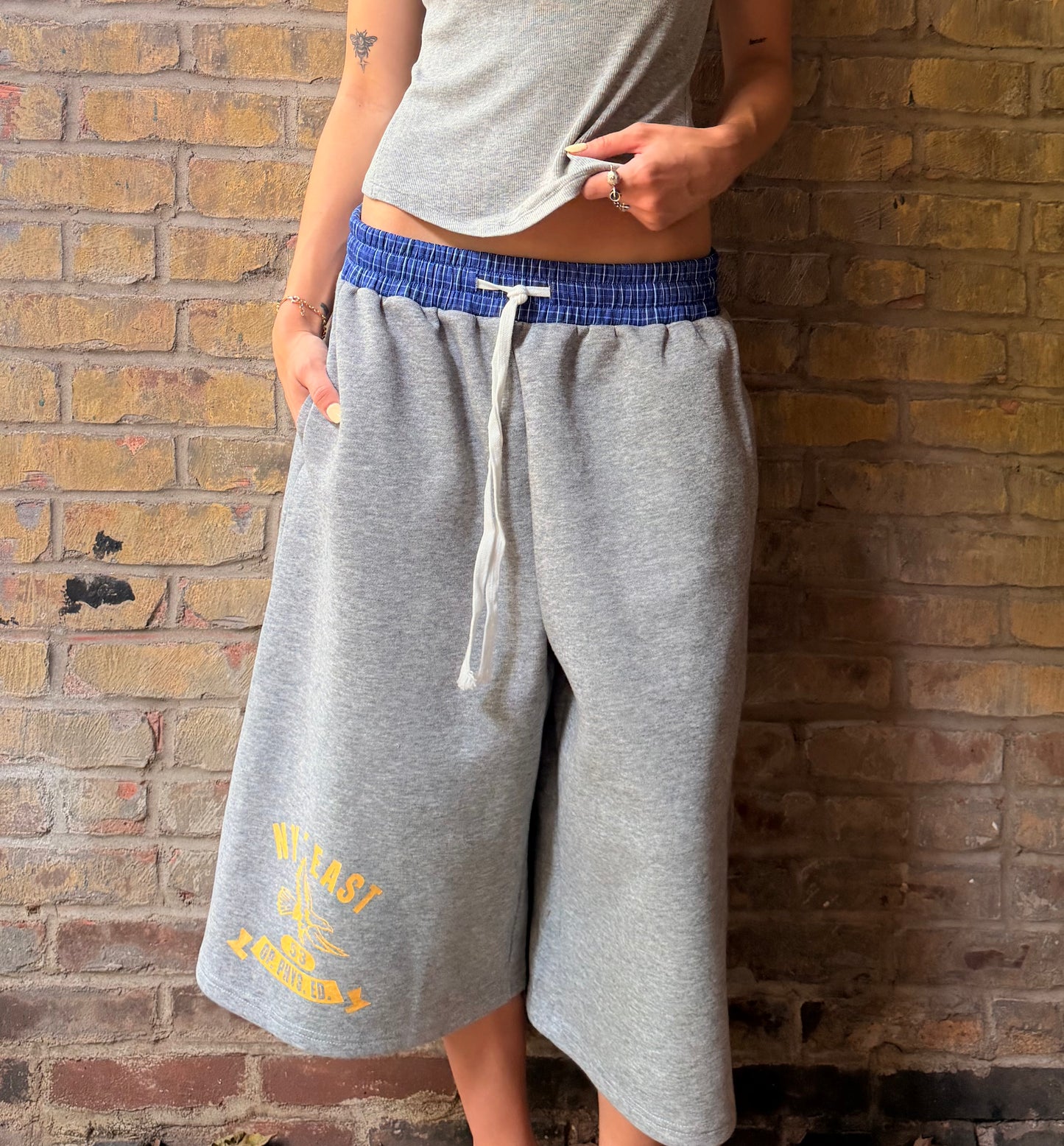 NY' East, short (grey)